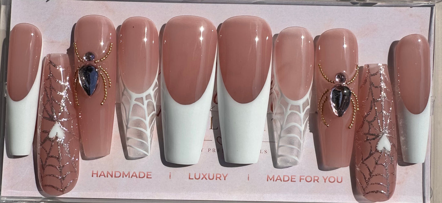 Gilded Web | Extra Long Coffin Size Large Press-On Nail Set