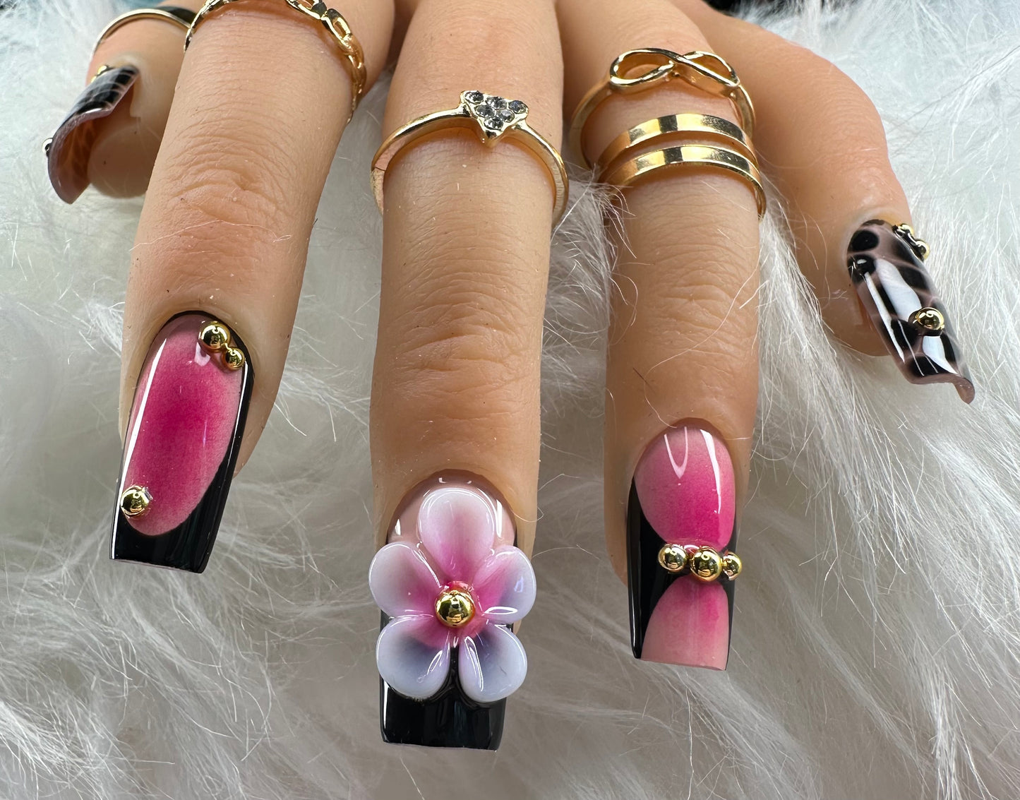 Wild Rose Luxe | 14-Piece Extended Size Press-On Nail Set