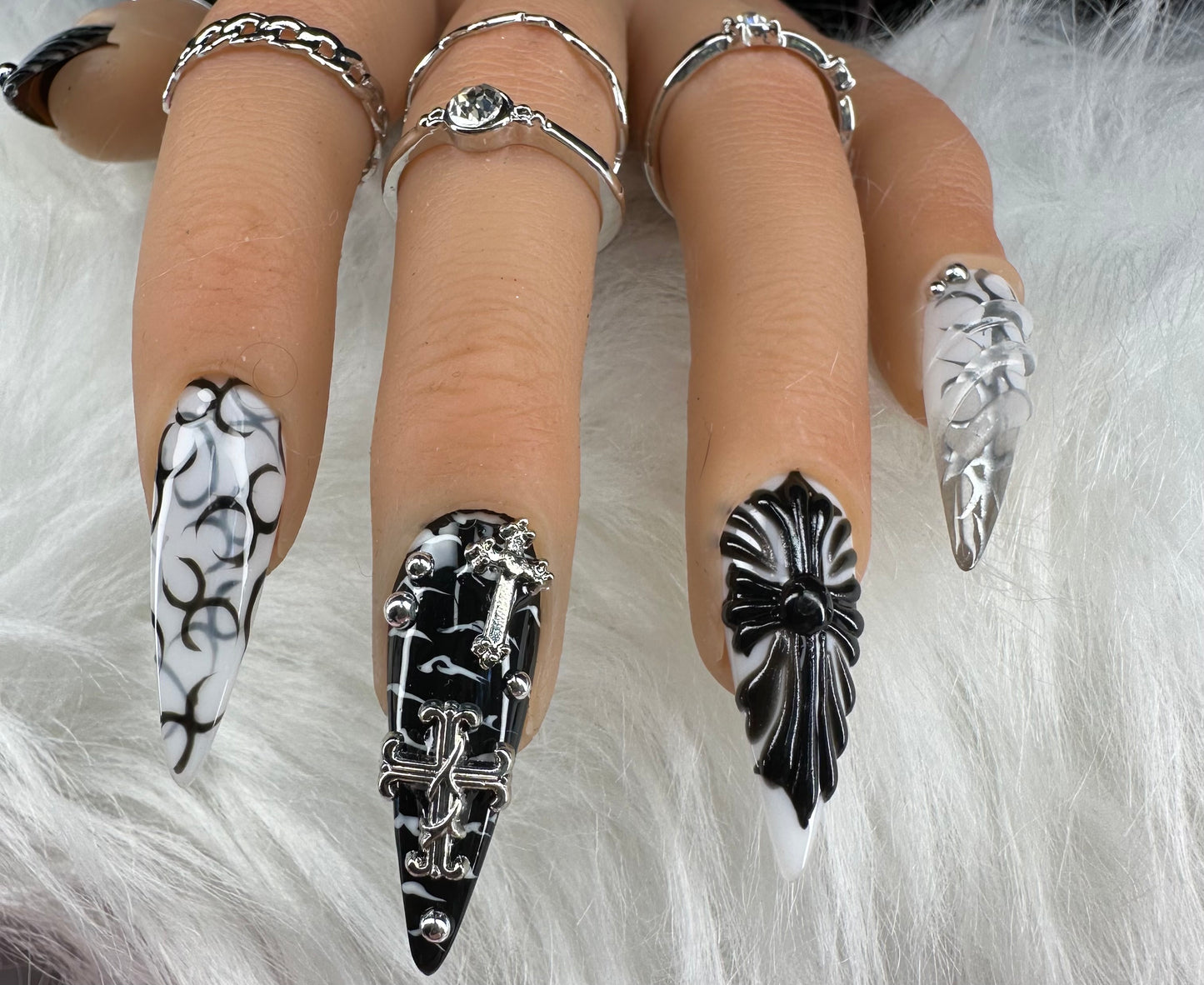 Midnight Cathedral | 14-Piece Extended Size Press-On Nail Set