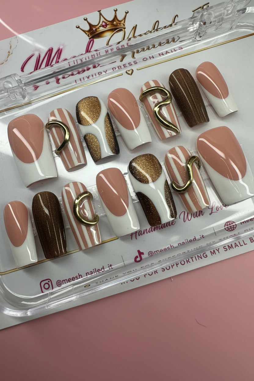 Mocha Muse | 14-Piece Extended Size Press-On Nail Set
