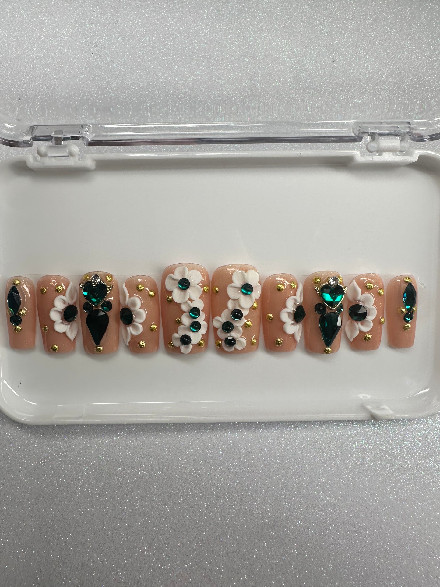 Emerald Garden Luxe Press-On Nail Set