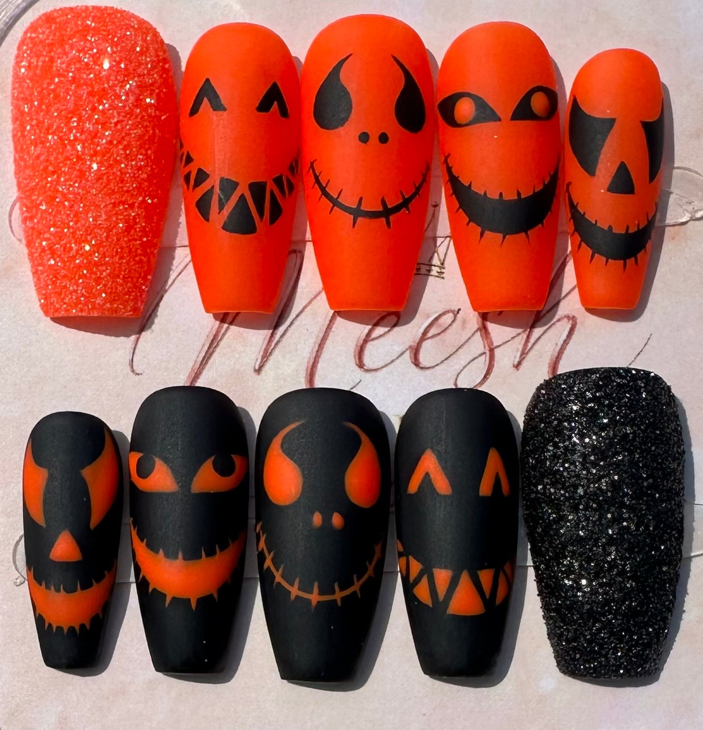 Pumpkin Grin | Medium Coffin Size Large Press-On Nail Set