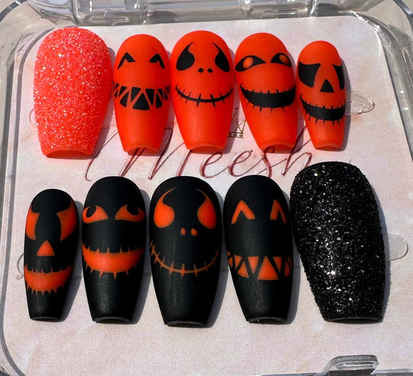 Pumpkin Grin | Medium Coffin Size Large Press-On Nail Set
